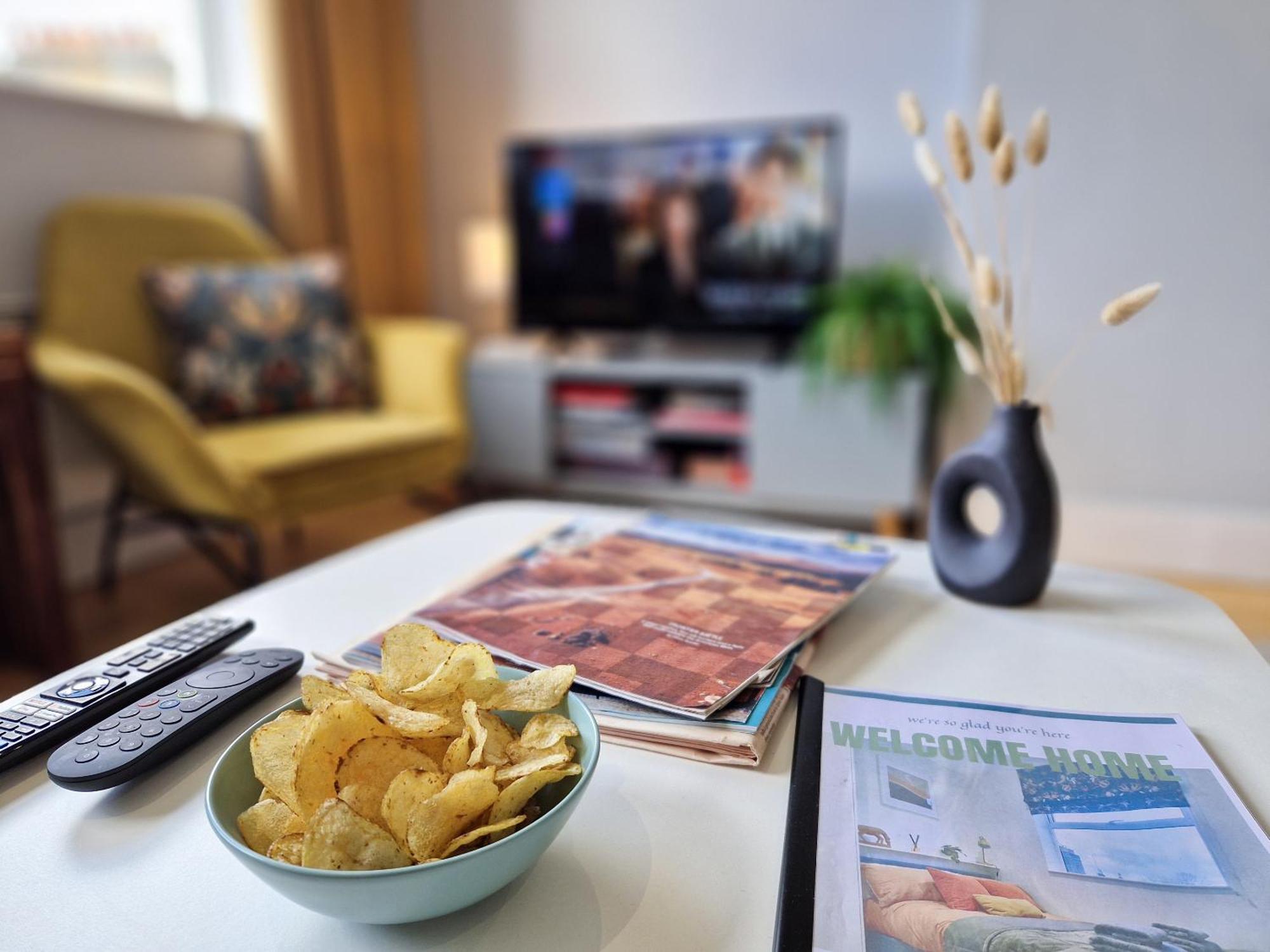 1-Bed Apartment, Close To Kensington Olympia With Free Wi-Fi & Netflix London Exterior photo